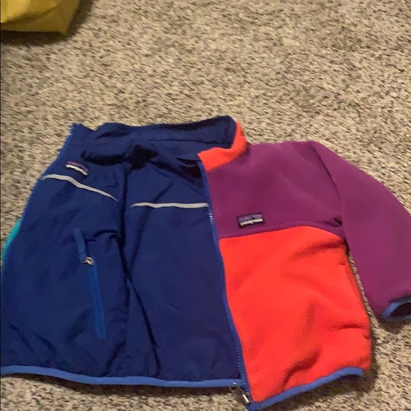 Patagonia Other - Patagonia reversible jacket coat  2T warm